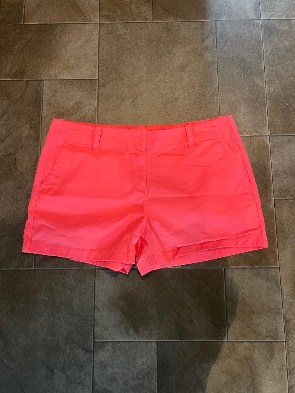 Vineyard Vines Women’s Coral Orange 3 Inch Inseam Shorts Size 16